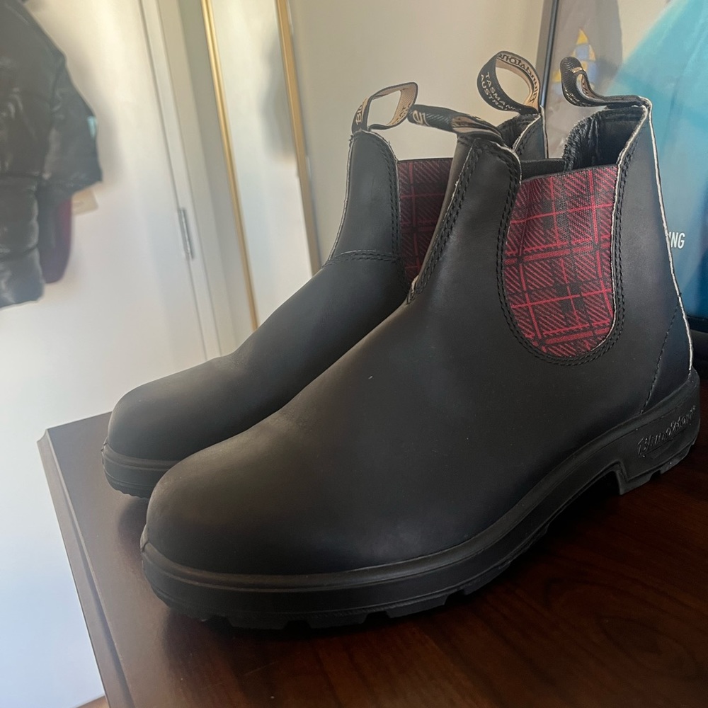 Blundstone Women’s Original 500 Water Resistant Boots Size 7